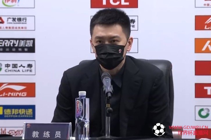 杨鸣：郭艾伦没伤病 付豪amp;张镇麟的进步是球队走到现在的重要因素